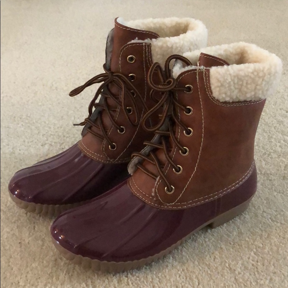 Faux Fur Winter/ rain boots! Brown with burgundy.